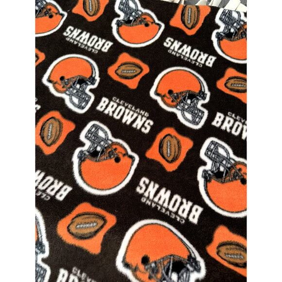 Cleveland Browns 60x48 Throw Blanket with Fringes - Picture 4 of 4
